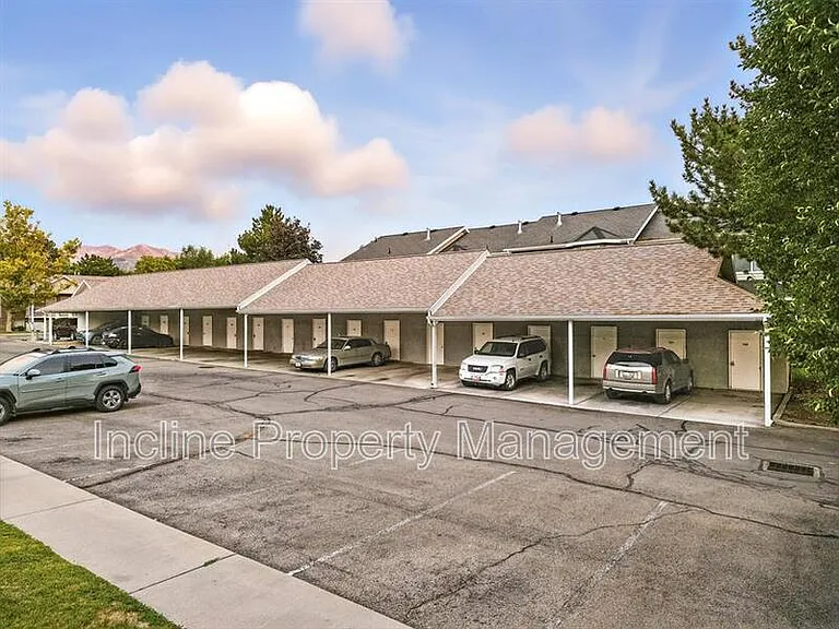 768 N 1060 W — Photo 16