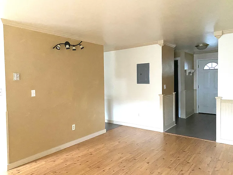 12231 SE 59th St — Photo 11