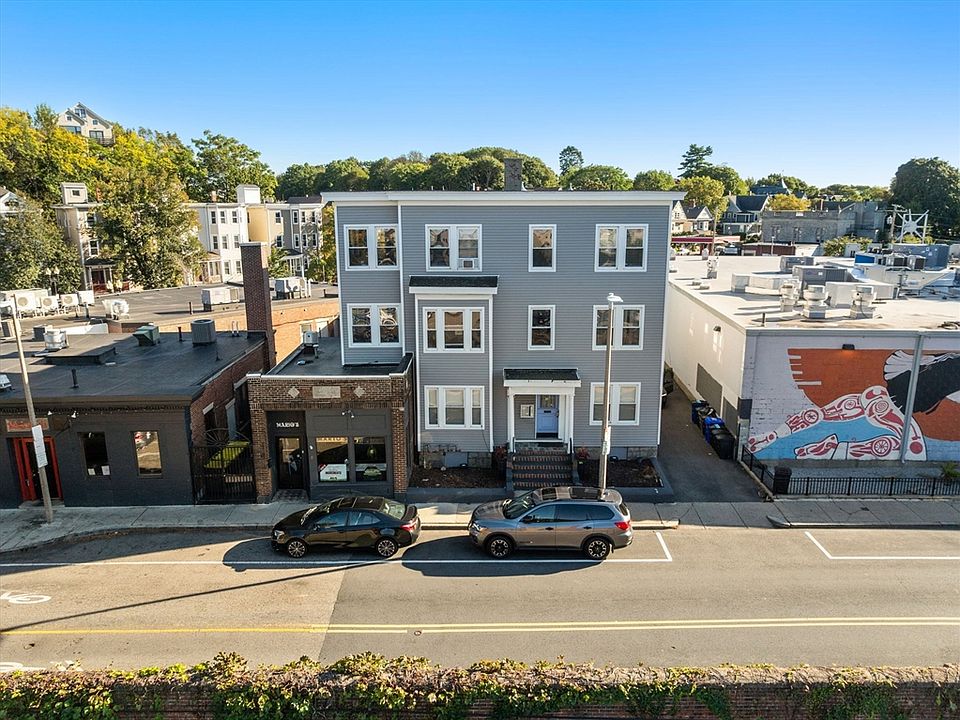 1st image of 8-10 Perkins St