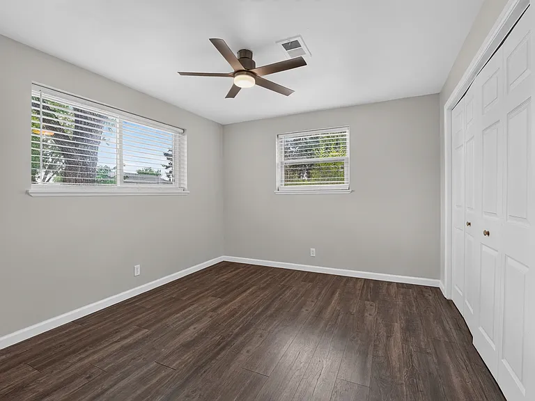 11509 Ogden St — Photo 19