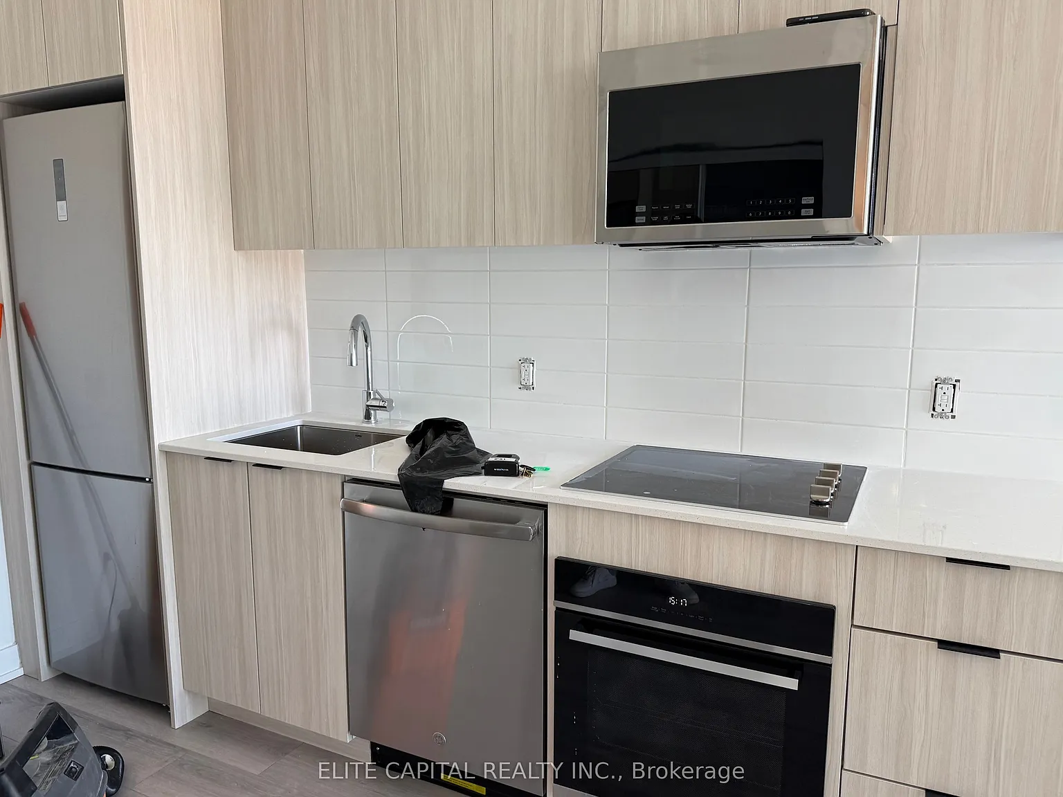 1 bed, $2,000 — Photo 2