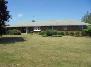 105 Alpine Dr, Kunkletown, PA 18058