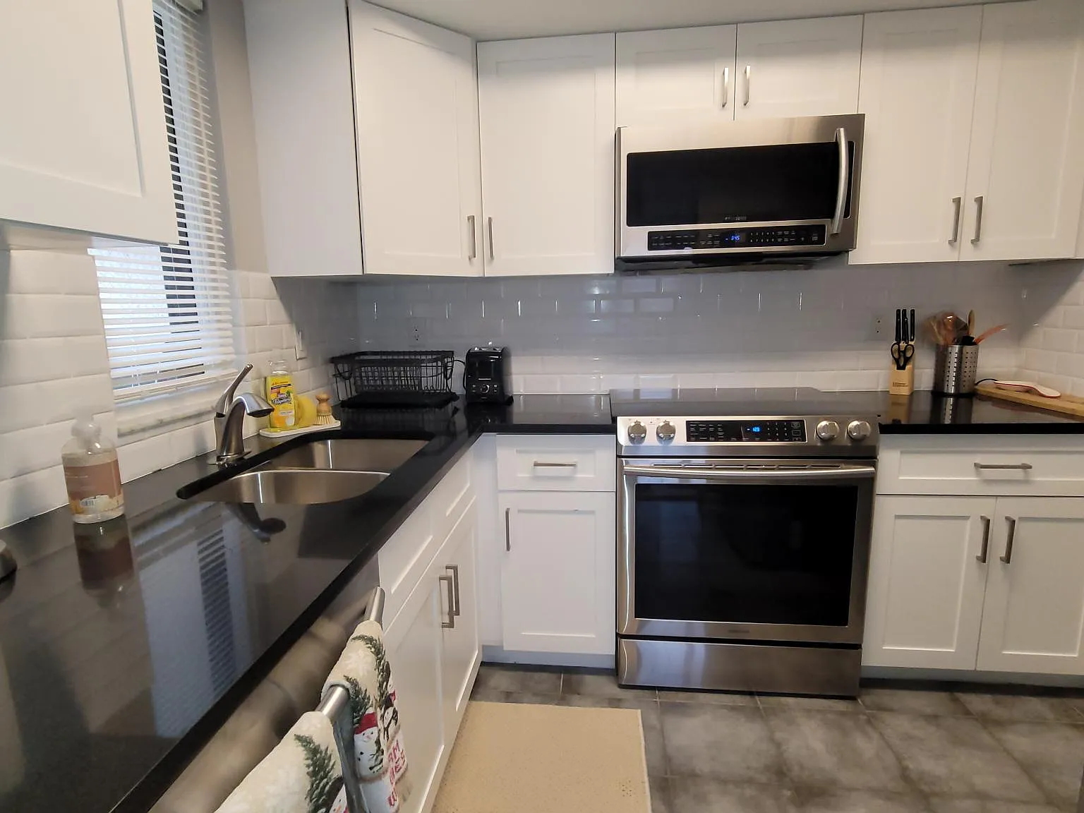 2 bed, 838 sqft, $1,500 — Photo 1