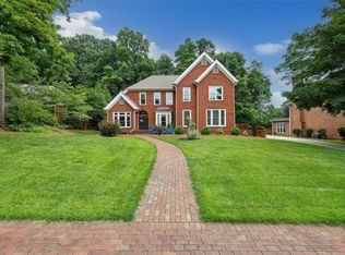 6620 Village Brook Trl, Clemmons, NC 27012