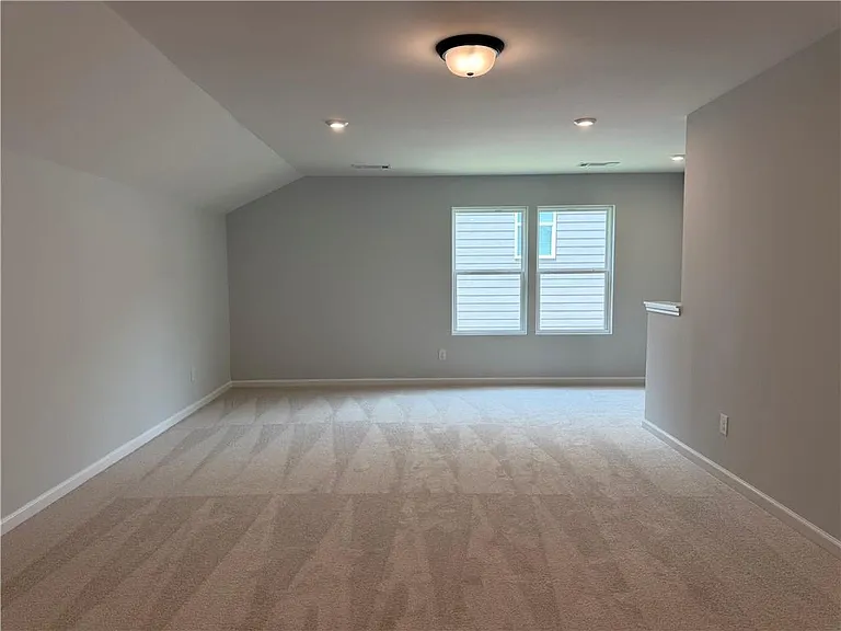 139 Jacobs Hollow St — Photo 24