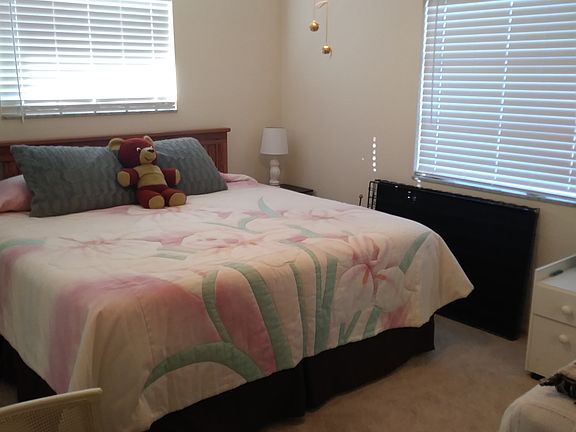 3rd image of 1006 Augusta Dr