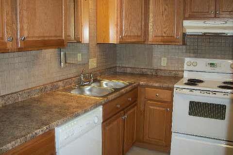 2nd image of 105 Provincial Ct Unit 1