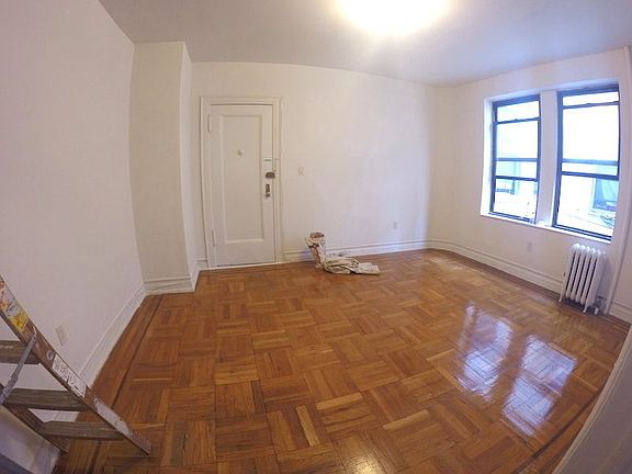 3rd image of 3252 41st St APT 2E