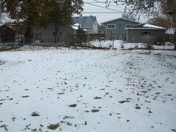 5th image of 304 Pine Ln