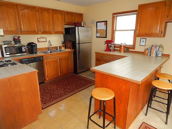 5Kitchen1