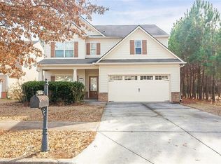 1611 Stoney Chase Dr, Lawrenceville, GA 30044