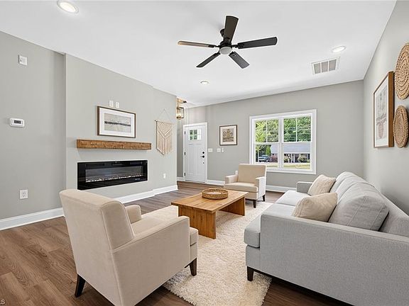 5th image of 427 Garland Dr