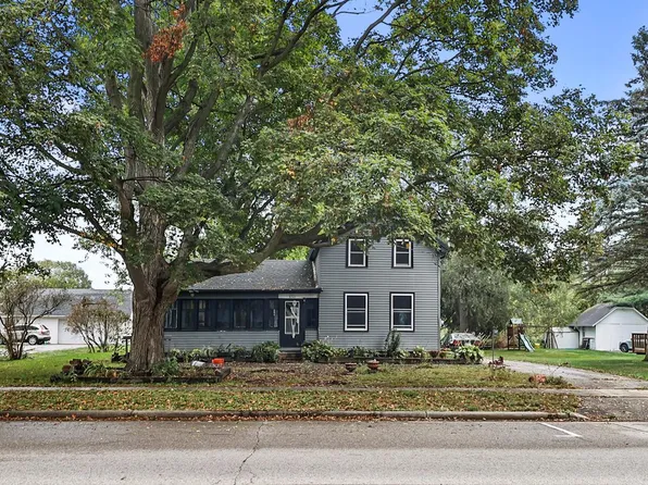 W282N6940 Main STREET, Merton, WI 53056
