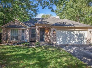 10 Trailhead Pl, Spring, TX 77381