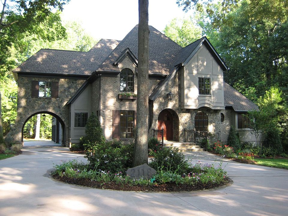 1st image of 2118 La Gorce Dr