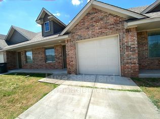 4604 Loch Ln, Del City, OK 73115
