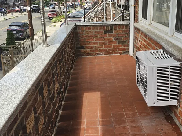 2 Paerdegat 11th Street image 4 of 15