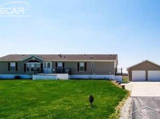 8145 N Center Rd, Mount Morris, MI 48458