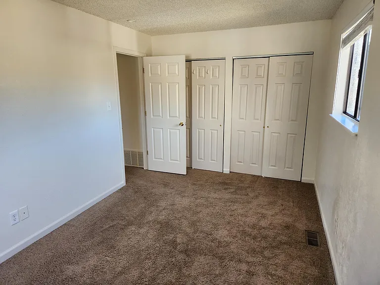 2304 S Williams St — Photo 19