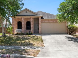 2904 Red Tip Dr, Schertz, TX 78108