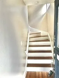 2 bed, 1.0 bath, 9999 sqft, $2,600 — Photo 3