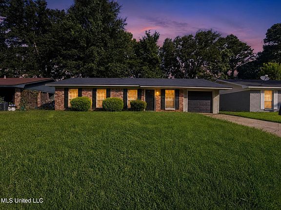 2nd image of 340 William McKinley Cir