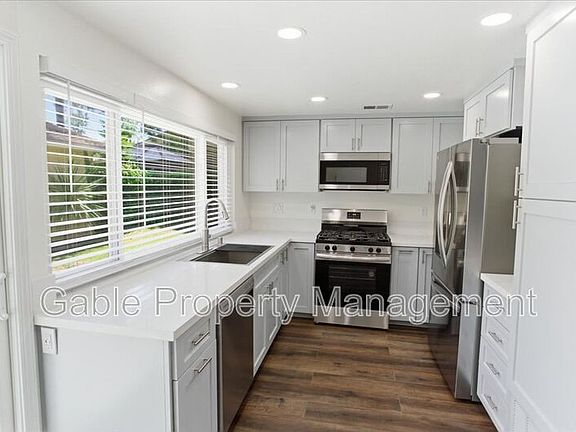 4th image of 25867 Blanca Way