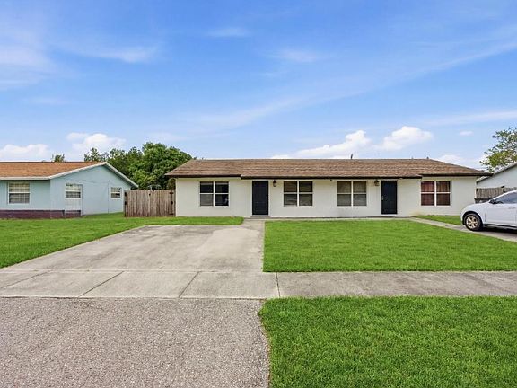 3rd image of 3846 Roan Ln