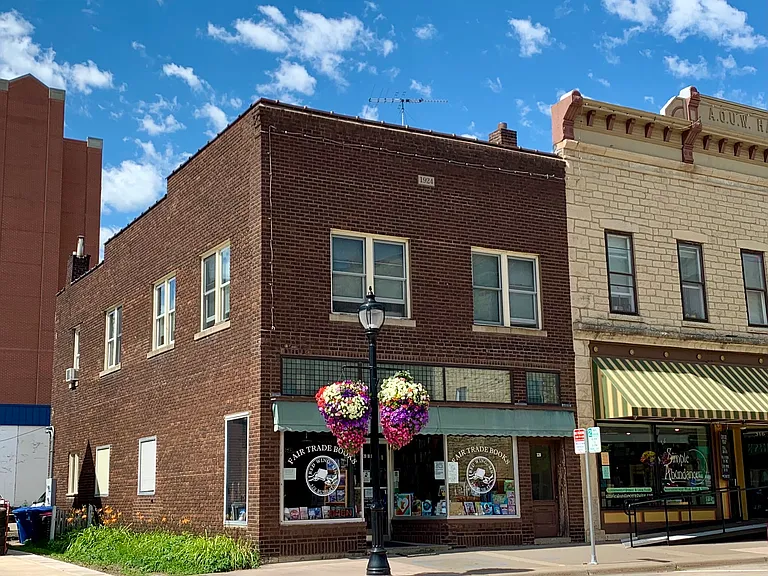 320 Bush St #2 — Photo 6