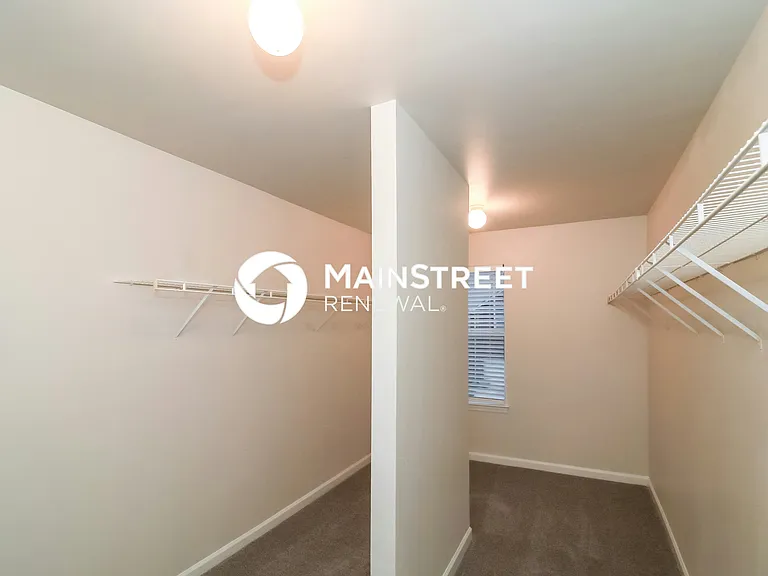 Walk In Closet
