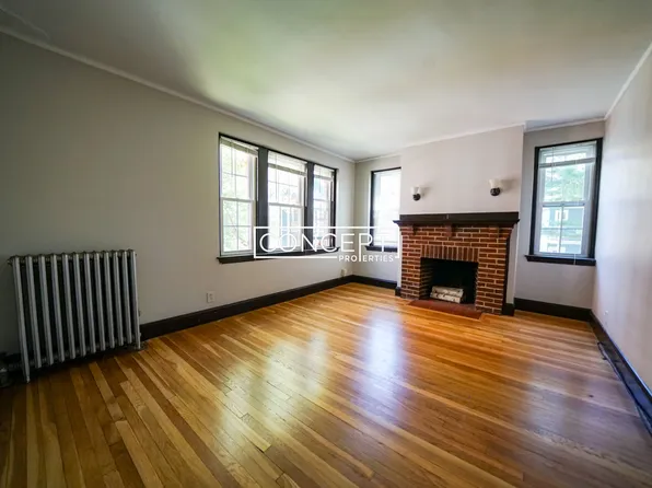 117 College Ave, Somerville, MA