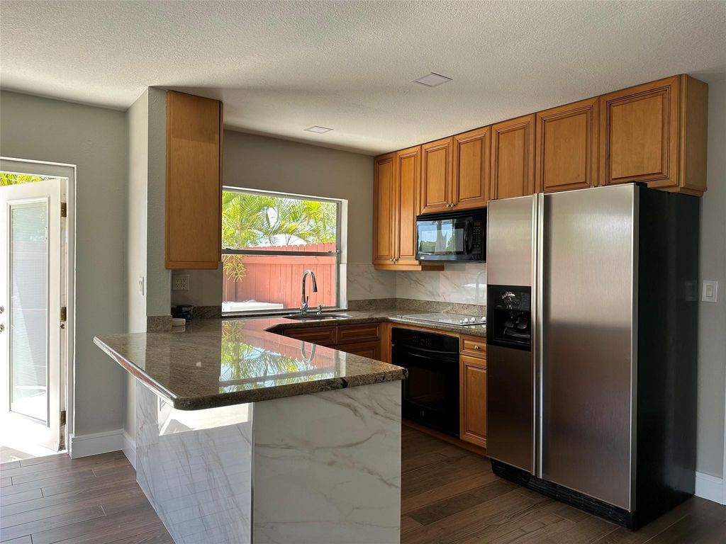 3101 NW 3RD Avenue #1-126, photo 4