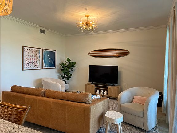 5th image of 14040 Heritage Landing Blvd #113-1