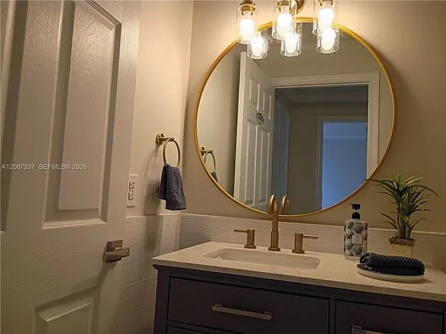 3 bed, 2.5 bath, $3,300 — Photo 4