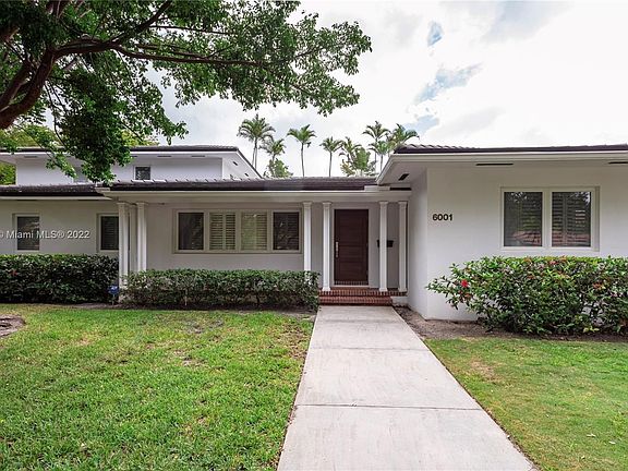 2nd image of 6001 San Vicente St
