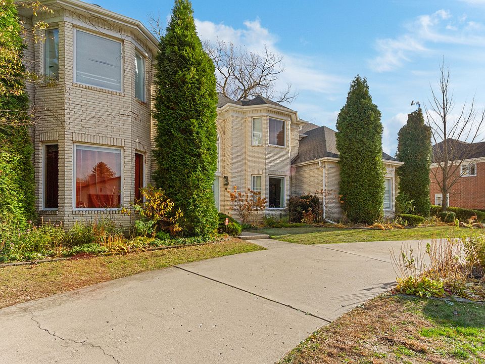 6435 N Tower Ct, Lincolnwood, IL 60712 Zillow