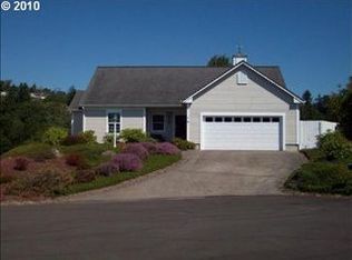 9 Onadoone Ct, Florence, OR 97439
