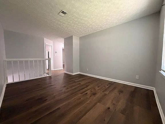 5th image of 4882 Valley Dale Ct SW #B