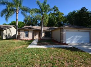 1908 Bow Ct, Valrico, FL 33594
