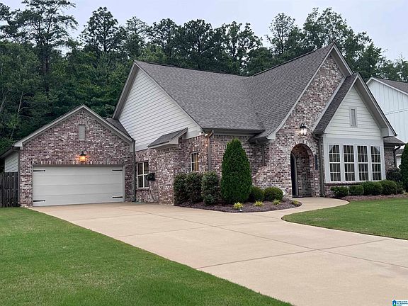 2nd image of 1137 Oak Blvd