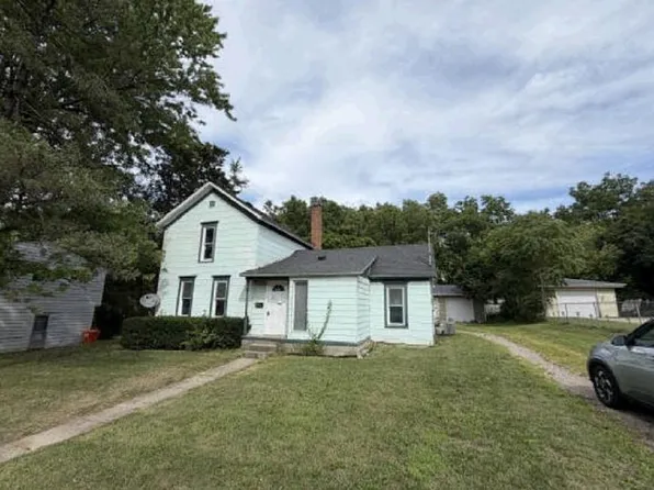 1149 S Shiawassee St, Owosso, MI 48867