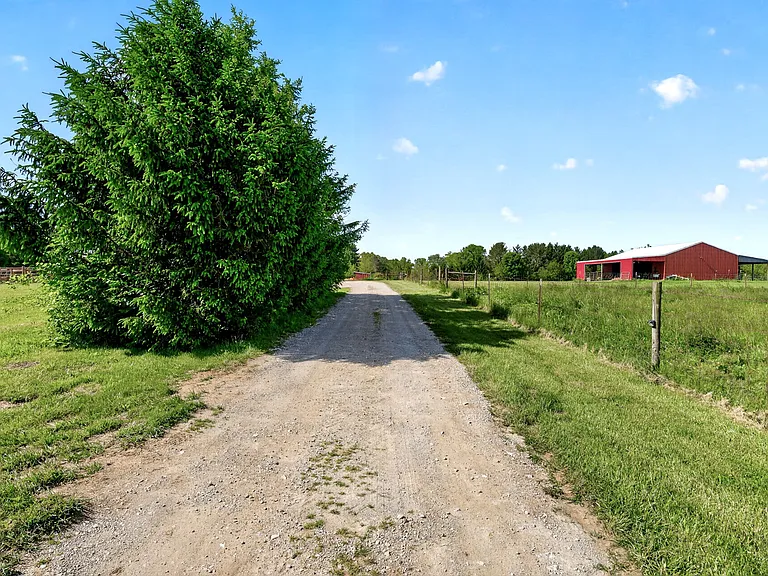 Cornstalk Rd — Photo 39