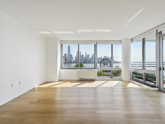 3rd image of 25 Hudson St APT 703