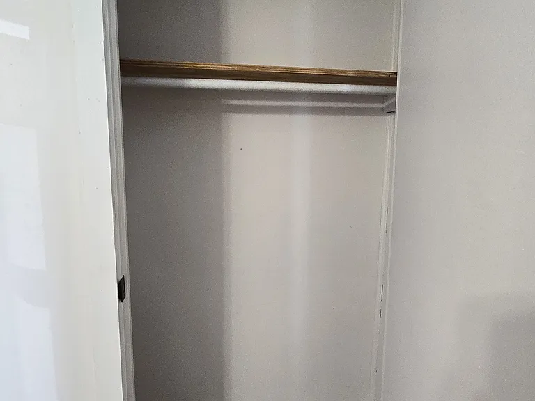 Bed 2 closet