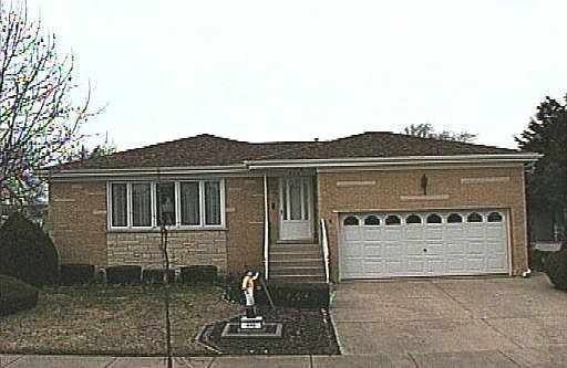 1st image of 446 W Courtesy Ln