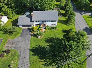 592 Peru Rd, Hinsdale, MA 01235