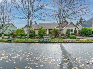 72 Silver Oak Dr, Eugene, OR 97404