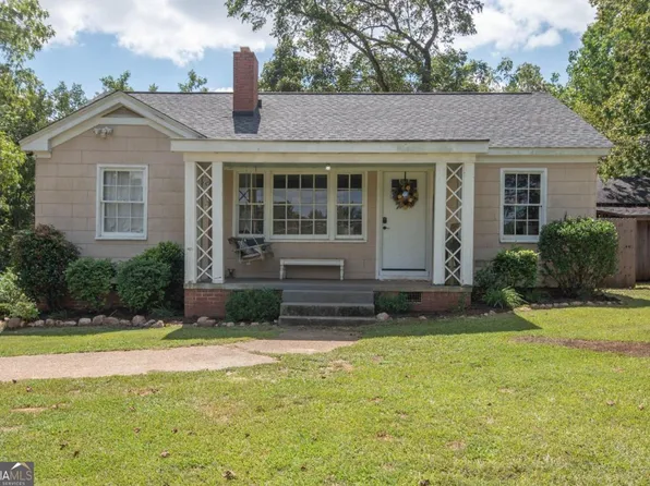 5001 Veterans Memorial Pkwy, Lanett, AL 36863