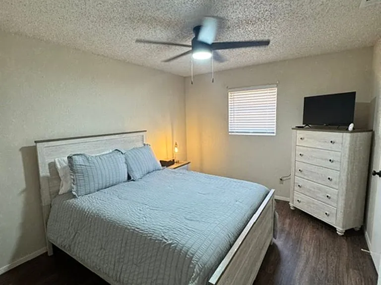 985 Minter Ln — Photo 8