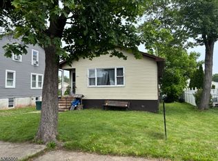 424 Jackson Ave, Manville, NJ 08835